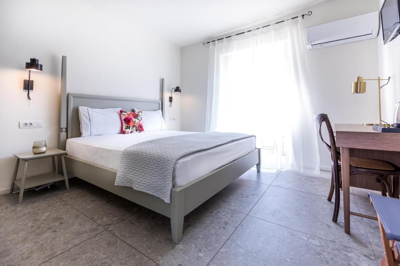 Lemon Tree House Aparthotel Karpathos Bagian luar foto